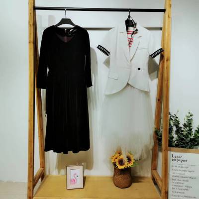 廣州品牌折扣女裝2020春夏短袖撞色大圓角小西裝 輕職業(yè)女裝精品貨源庫(kù)存走份